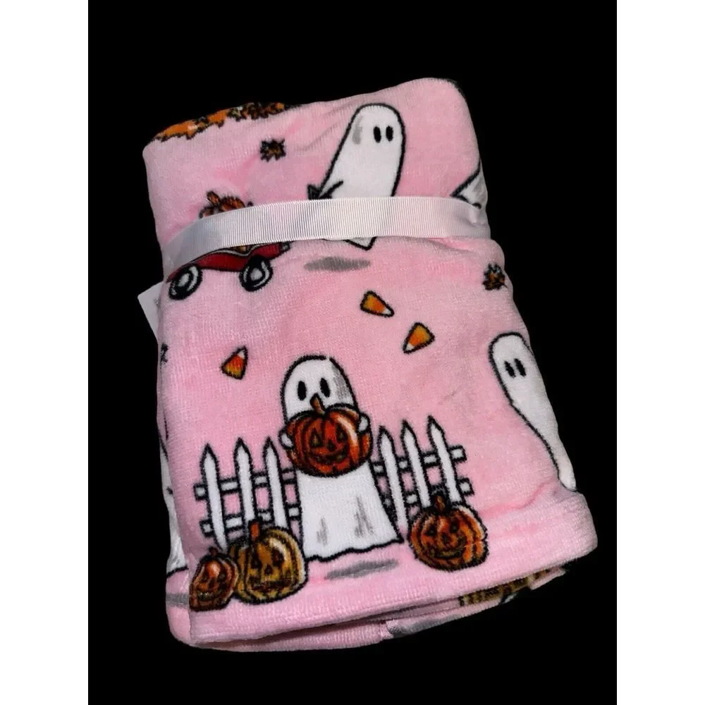 Isaac Mizrahi Halloween 2024 Pink Fall Ghost‎ Candy Corn Set Of 2 Hand Towels